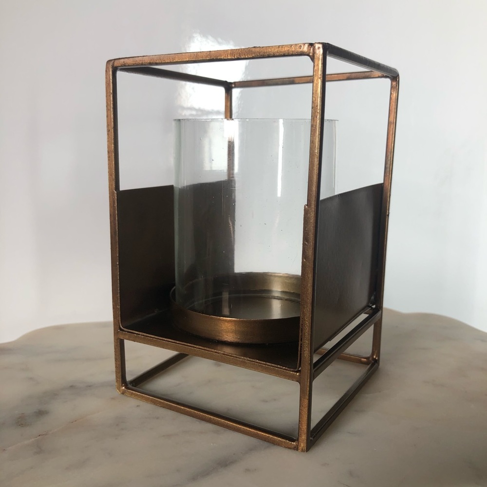 Candle holder